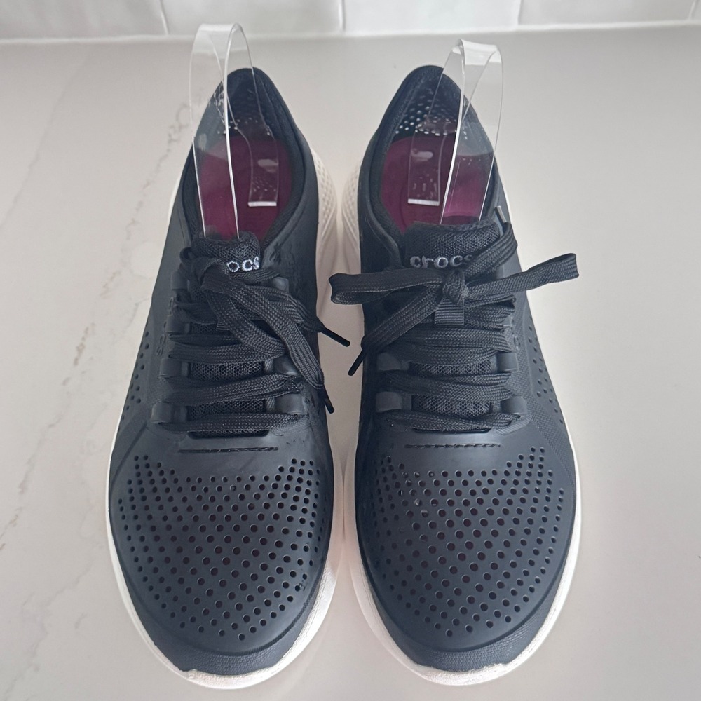 Crocs LiteRide Pacer Sneaker Womens 9 Black White Comfort Lace Up Lightweight - Picture 3 of 9